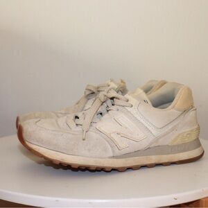 New Balance Beige and Tan Sneakers